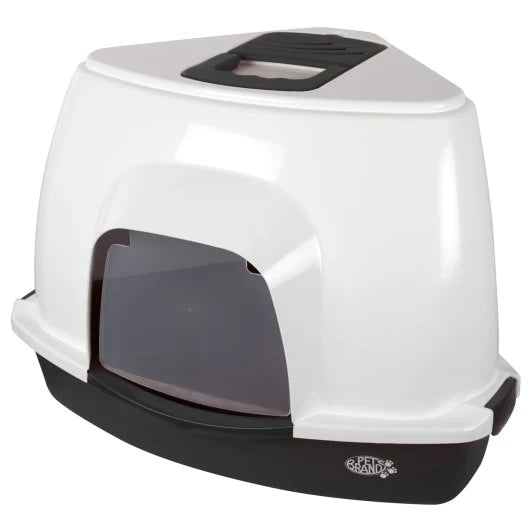 Litter box with hood outlet